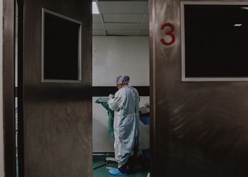 Pastor Who Would Not Wear Masks and Debunks Coronavirus Claims Is In ICU with COVID-19