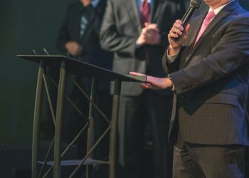 Chris Wallace, Presidential Debate Anchor, Berates Trump and His Family