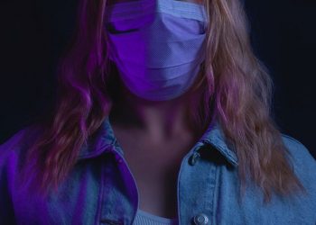 20-Year-Old College Student Dies in Her Dorm from COVID-19 Complications