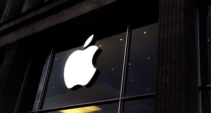 Apple Announces Plans to Reveal new Macs with ARM-based Processors on November 10