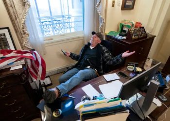 Richard Barnett, Trump Supporter Who Broke Into Nancy Pelosi's Office, Arrested